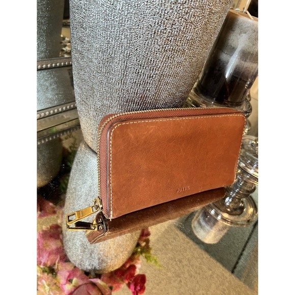 Fossil Cowhide Genuine Leather Zip Around Wallet Outer Zip Coin, Brown - Picture 2 of 11